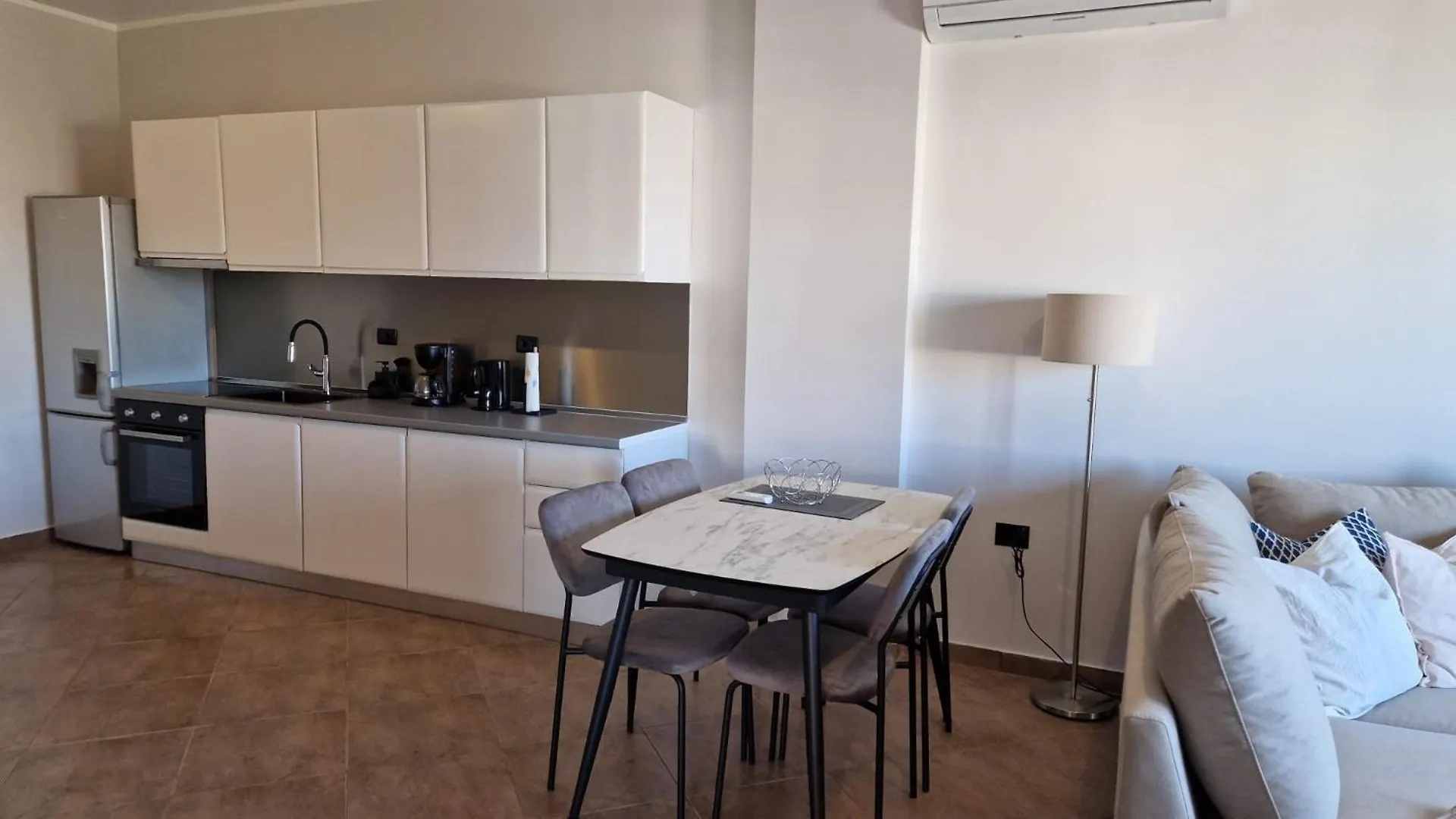 Casa Vlora Marina Apartment location